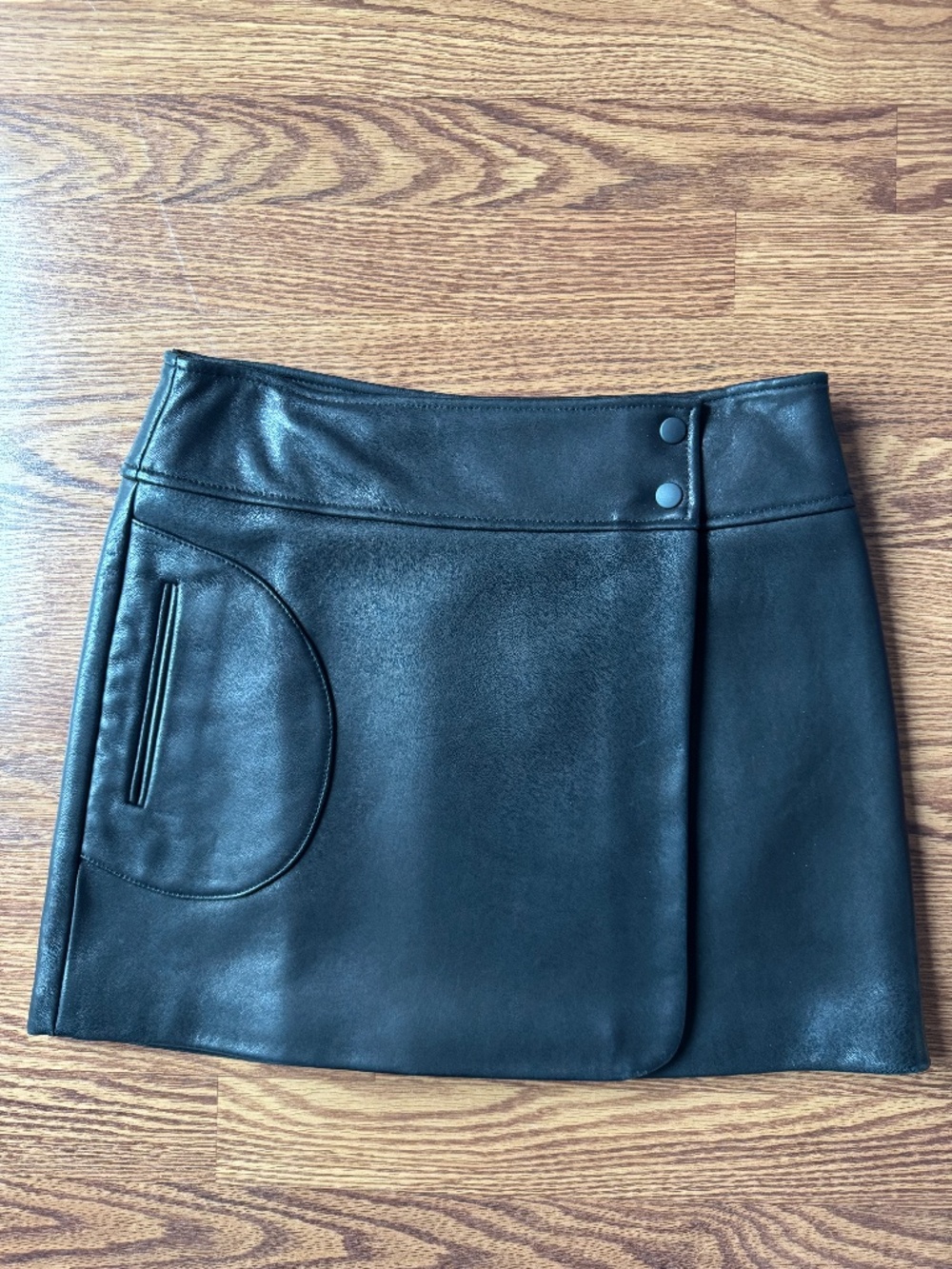 Theory leather miniskirt